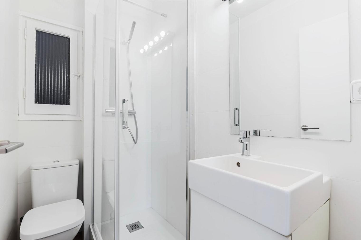 Blueground Les Corts Balcony Ac Wd Bcn-157 Appartement Barcelone