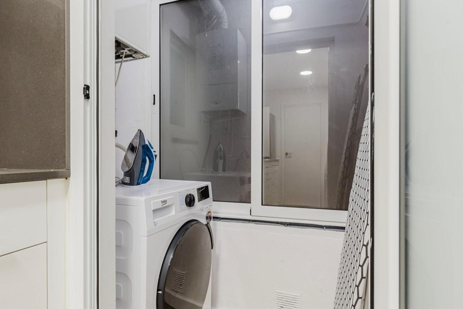 Appartement Blueground Les Corts Balcony Ac Wd Bcn-157