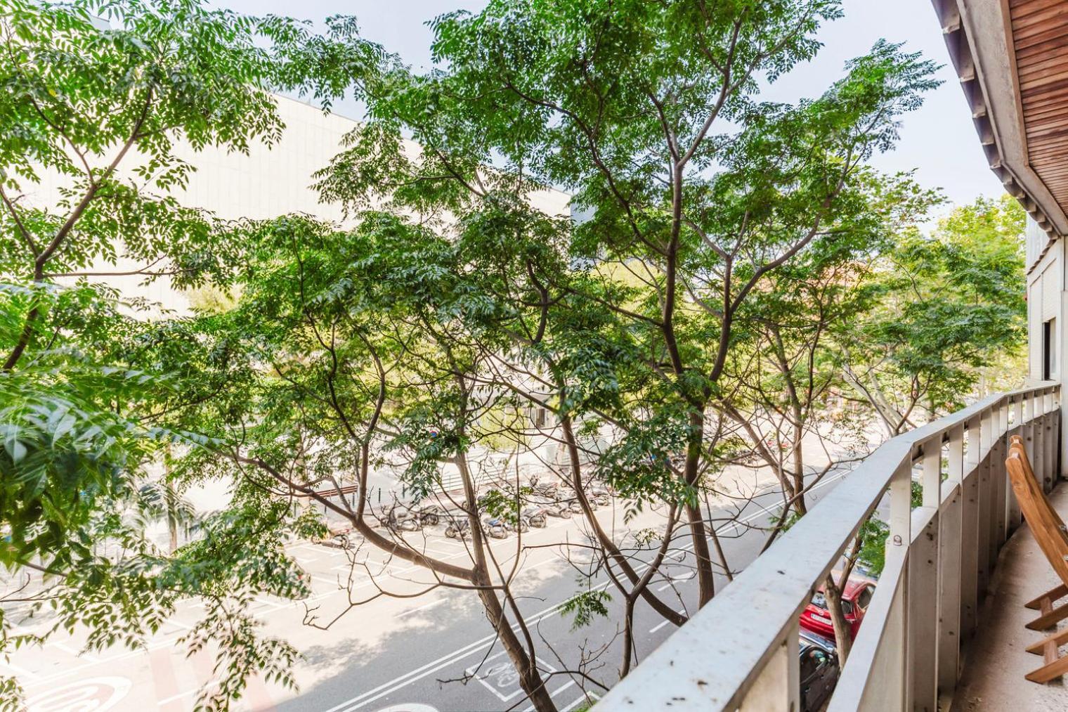 Blueground Les Corts Balcony Ac Wd Bcn-157 Apartment
